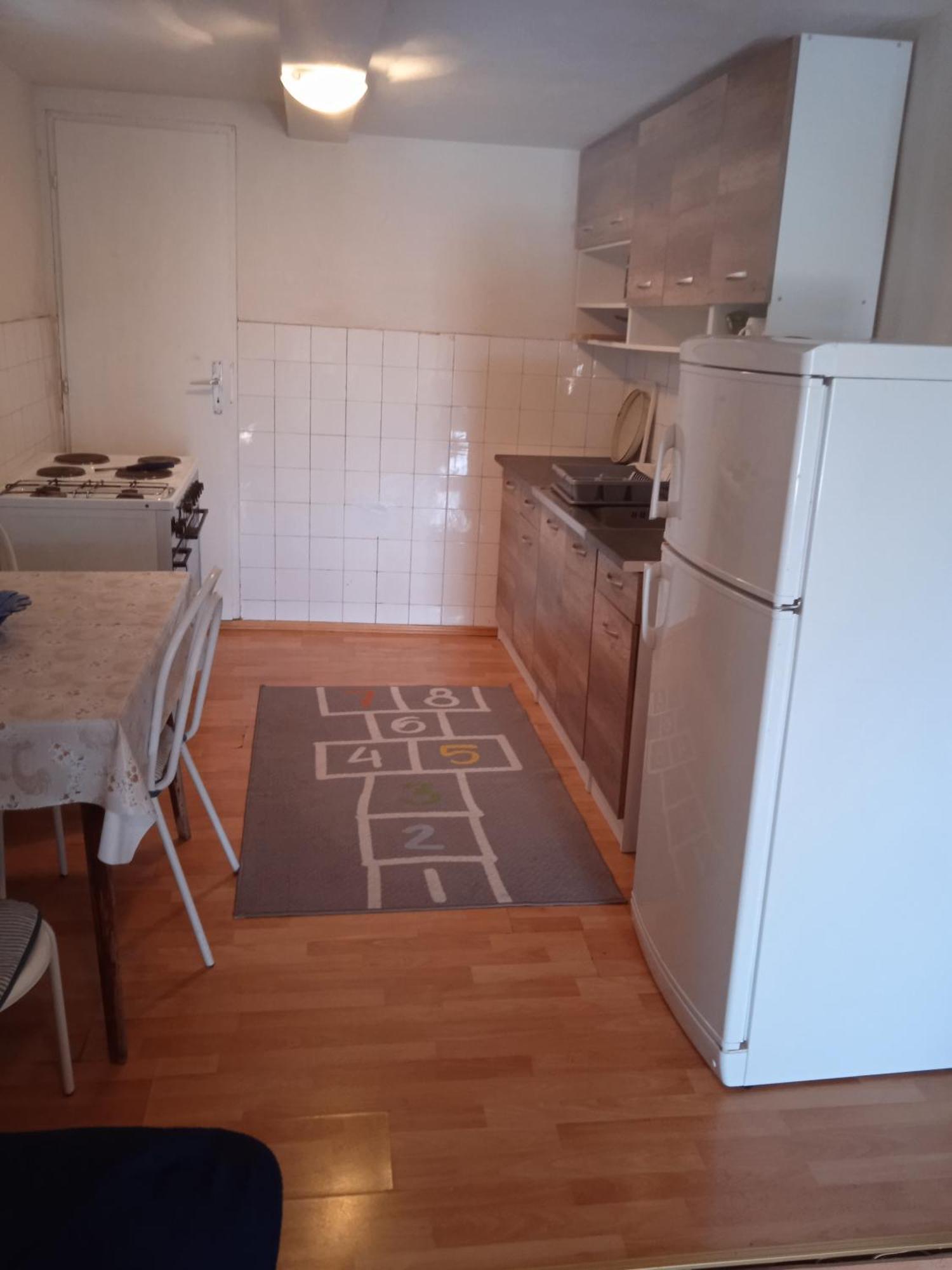 נאום Apartment And Rooms Barbaric מראה חיצוני תמונה